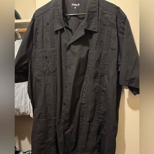 Men's Black Embroidered Short Sleeve Shirt